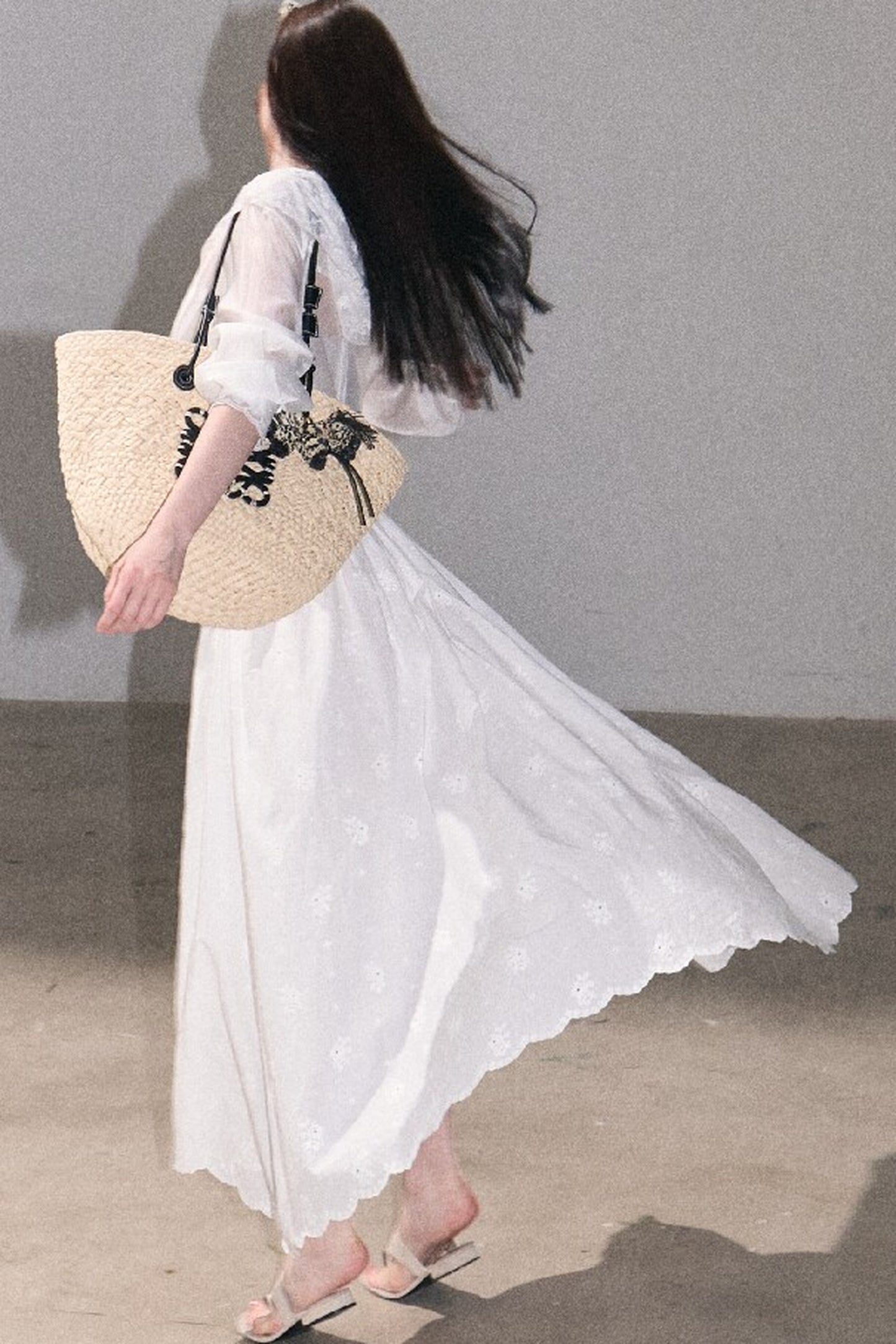 Ensemble haut et jupe en dentelle de coton à motif floral