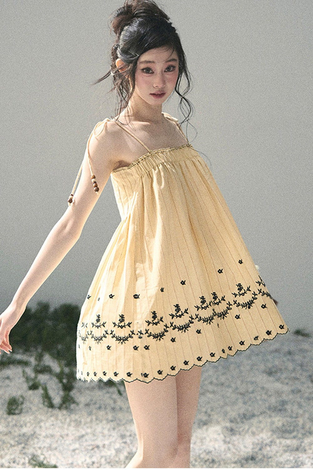 Double-Sided Wave Hem Dress