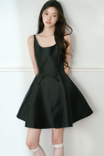 Glossy Sleeveless Dress