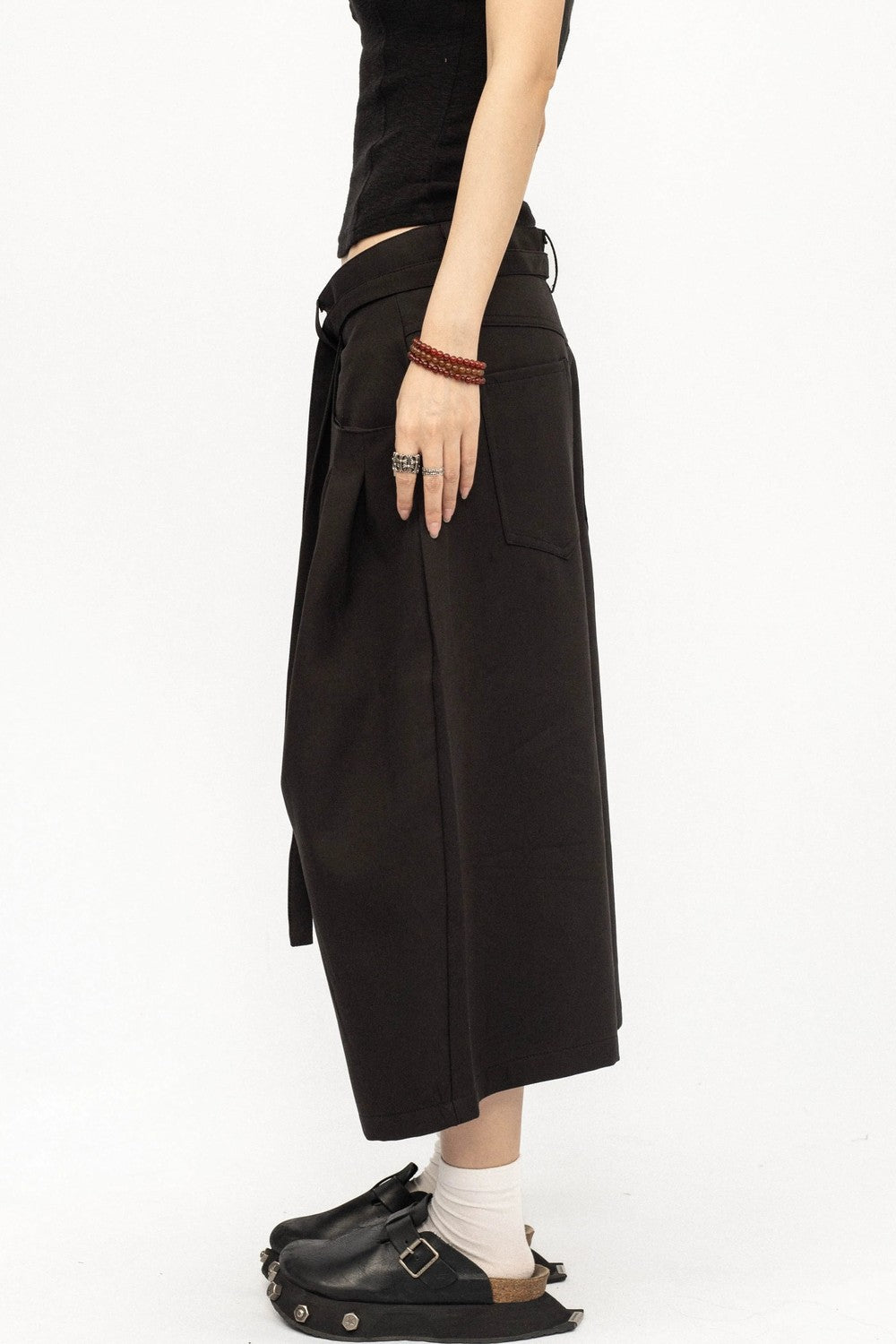 Amerikanische Retro-Faltenhose mit weitem Bein