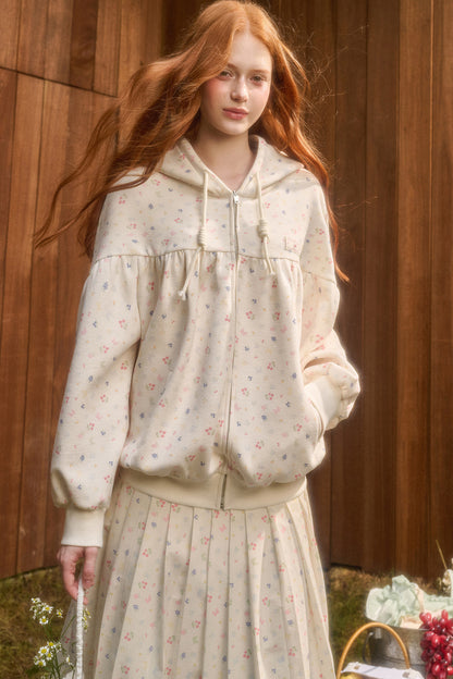 Hoodie and Pleated Skirt Set-Up