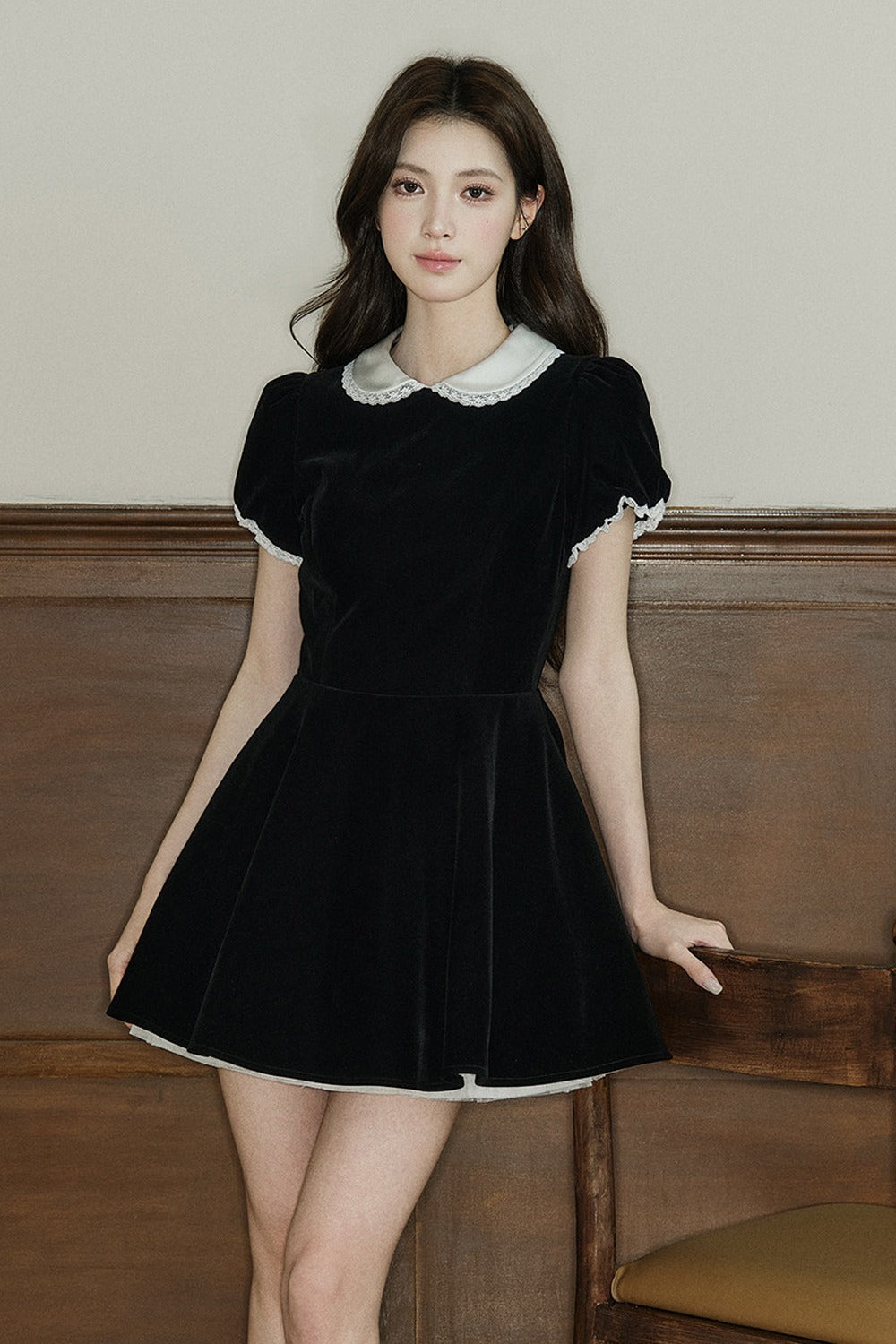 Lace Collar Velvet Puff Sleeve Dress