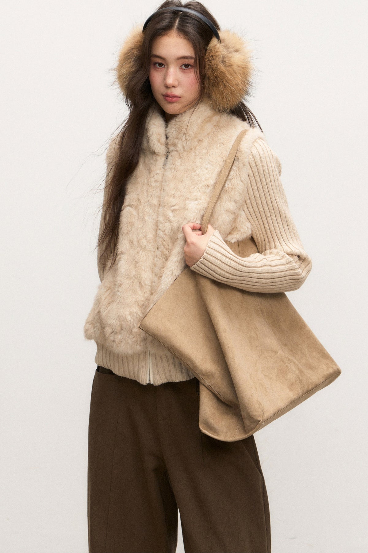 Set aus Strickjacke mit Stehkragen und Hose