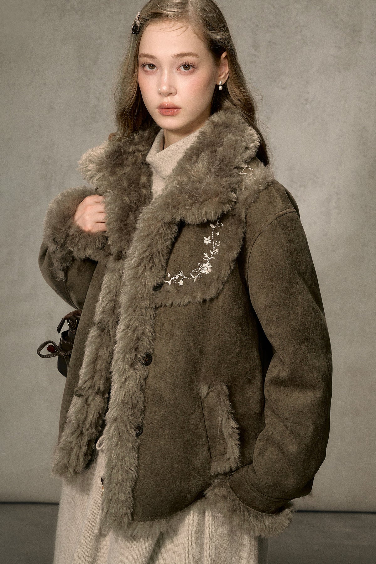 Embroidered Fur Collar Shearling Jacket