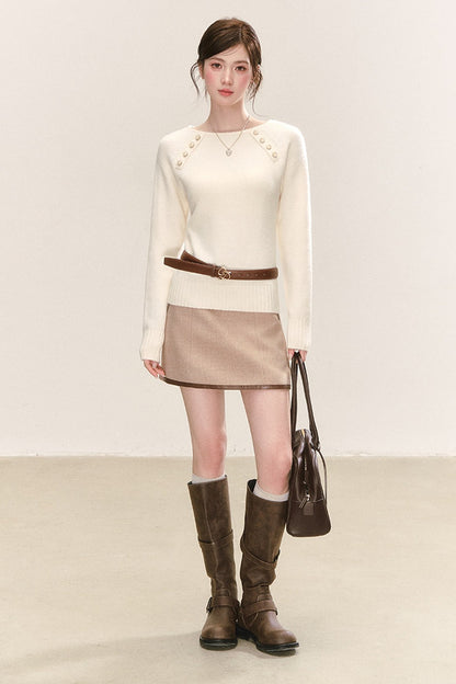 High-Waisted A-Line Contrasting Trim Skirt