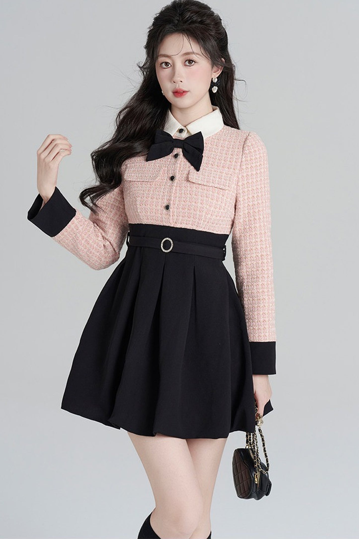 Tweed- und Samtkleid
