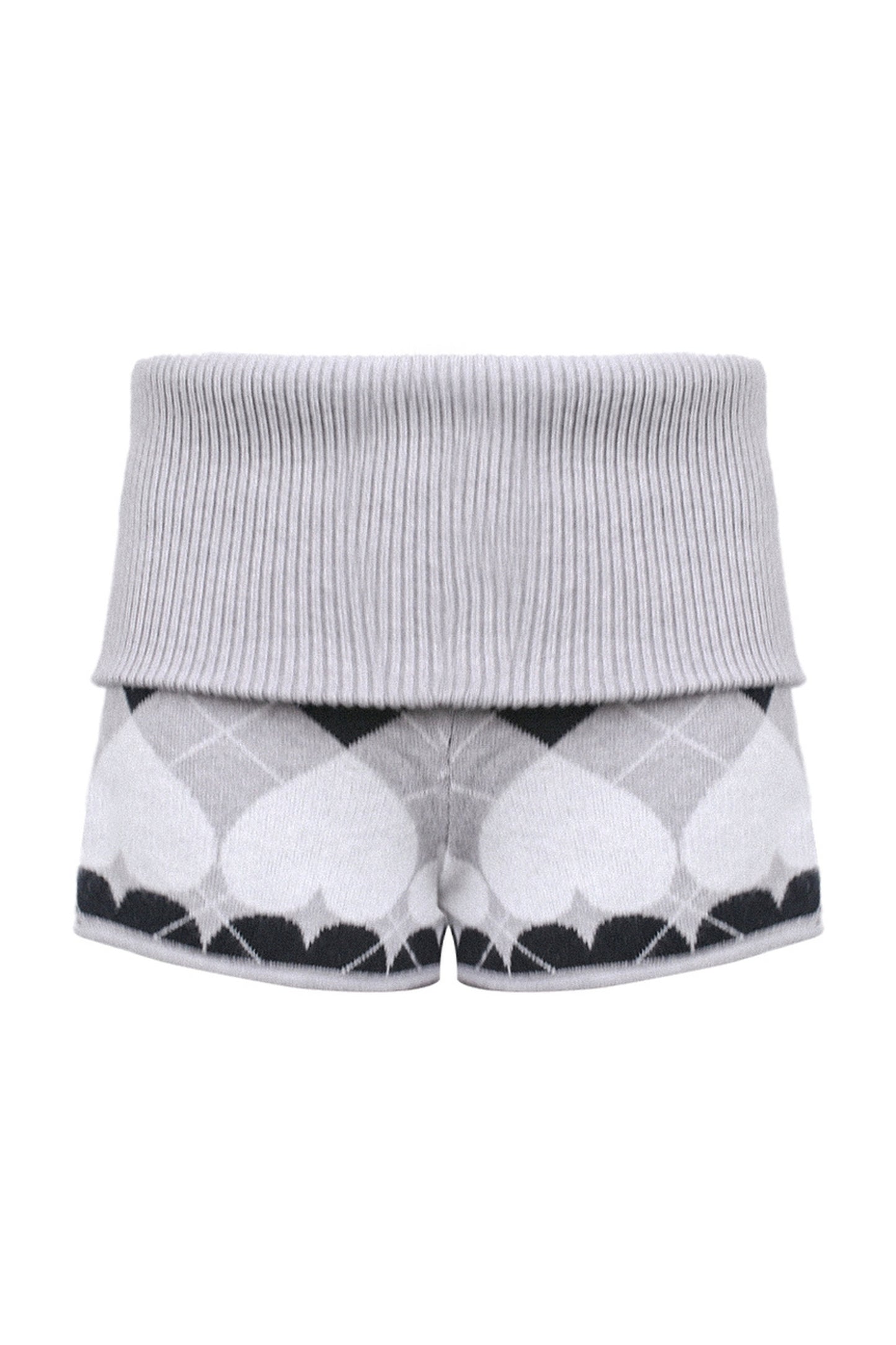Heart Pattern Sweater Shorts Set With Embroidered Base Layer Top