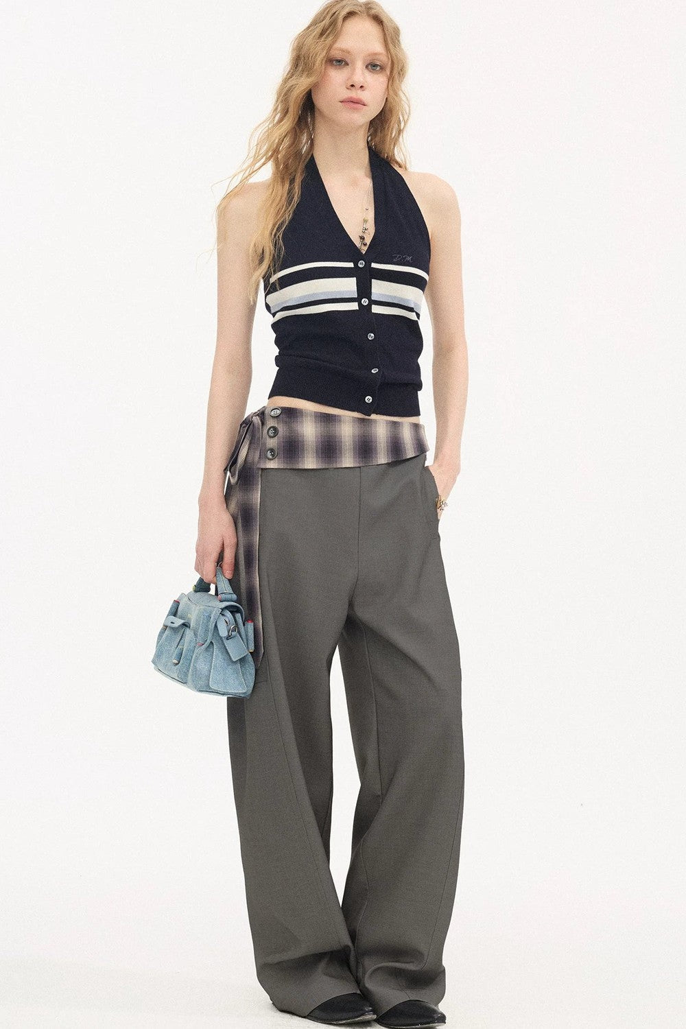 Pantalon à carreaux avec ceinture à nouer