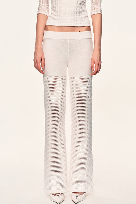 Pantalon droit blanc en crochet ajouré et maille filet