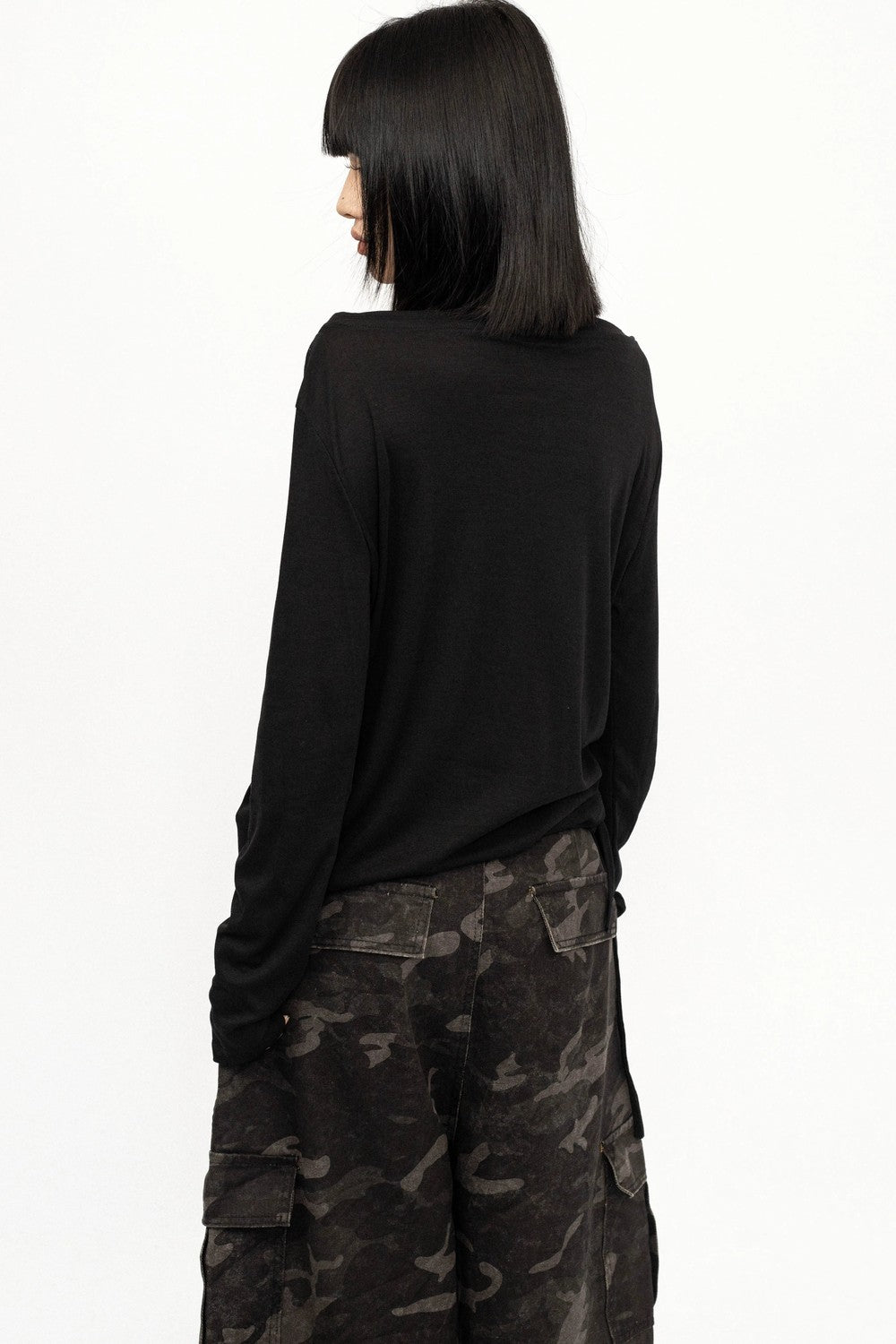 Black Off-Shoulder Letter Print Long Sleeve Tee