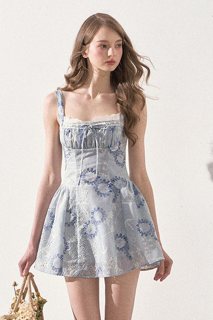 Floral Print Pleated Tie Waist Dress