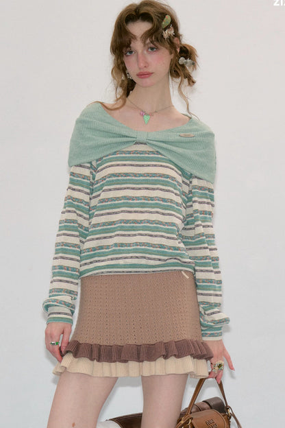 Maglietta in maglia a righe con fiocco verde