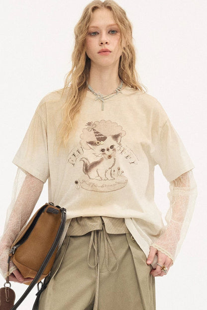 T-shirt vintage effetto consumato con stampa gattino