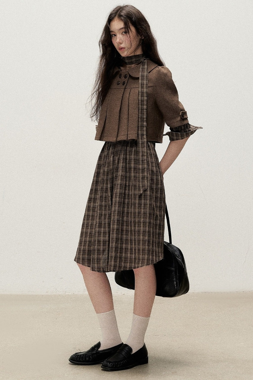 Vintage Woolen Pleated Mid-Sleeve Top