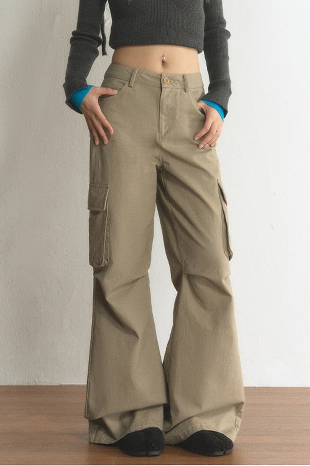 High-Waisted Wide-Leg Cargo Pants