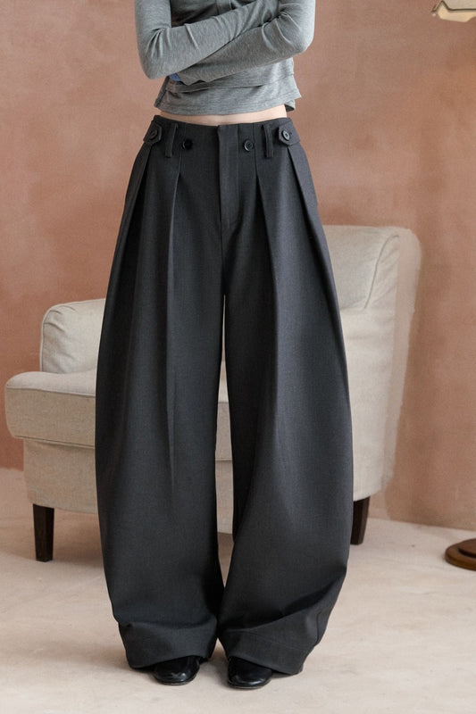 Double Pleated Curved Blade Wide Pants