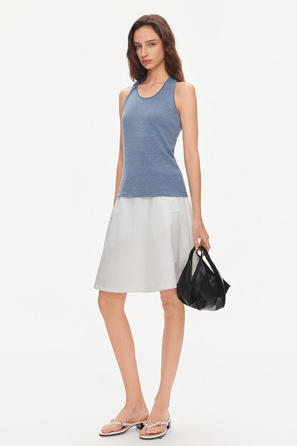 Top in maglia con scollo all’americana annodato