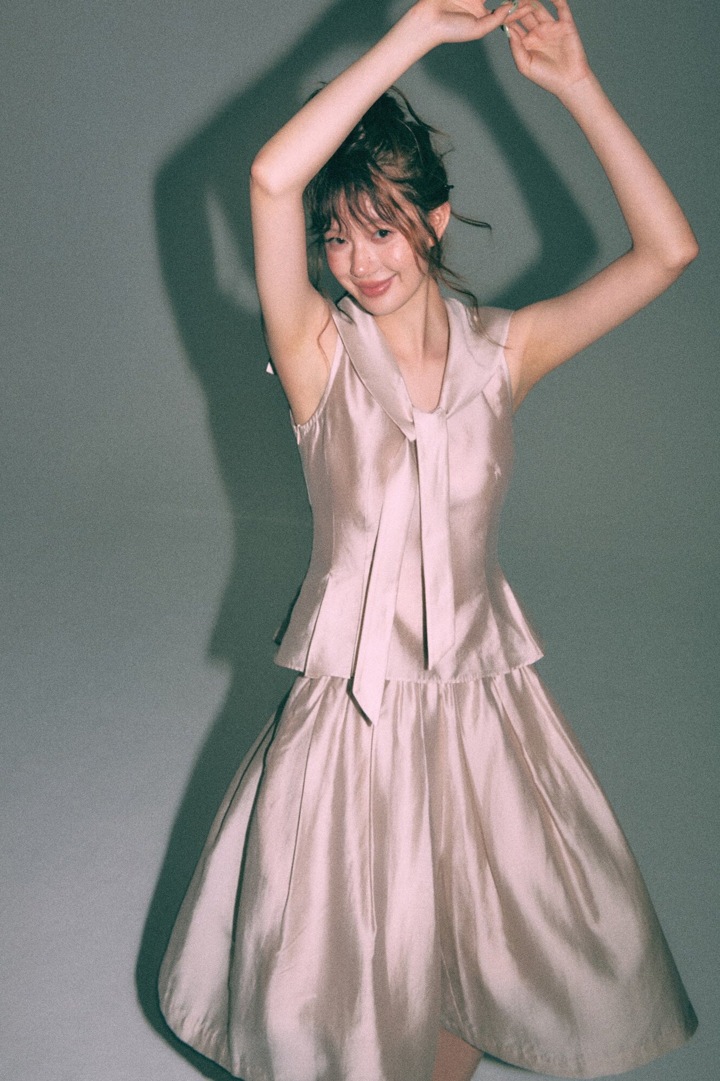 Sleeveless Sailor Collar Shirt and Pleated Pants Set-Up