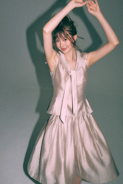Sleeveless Sailor Collar Shirt and Pleated Pants Set-Up