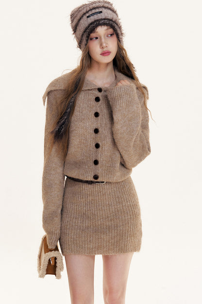 Long Sleeve Body-Hugging Knit Dress