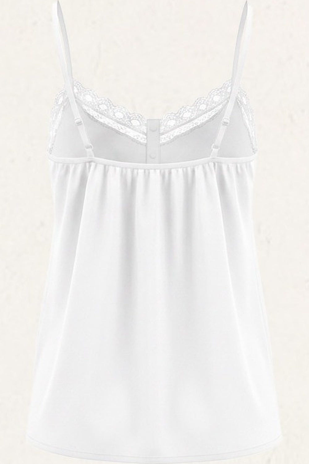 Ensemble blanc avec caraco en dentelle, cardigan et pantalon