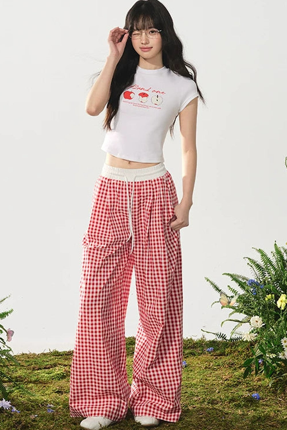 Camiseta de estilo americano con estampado de manzana