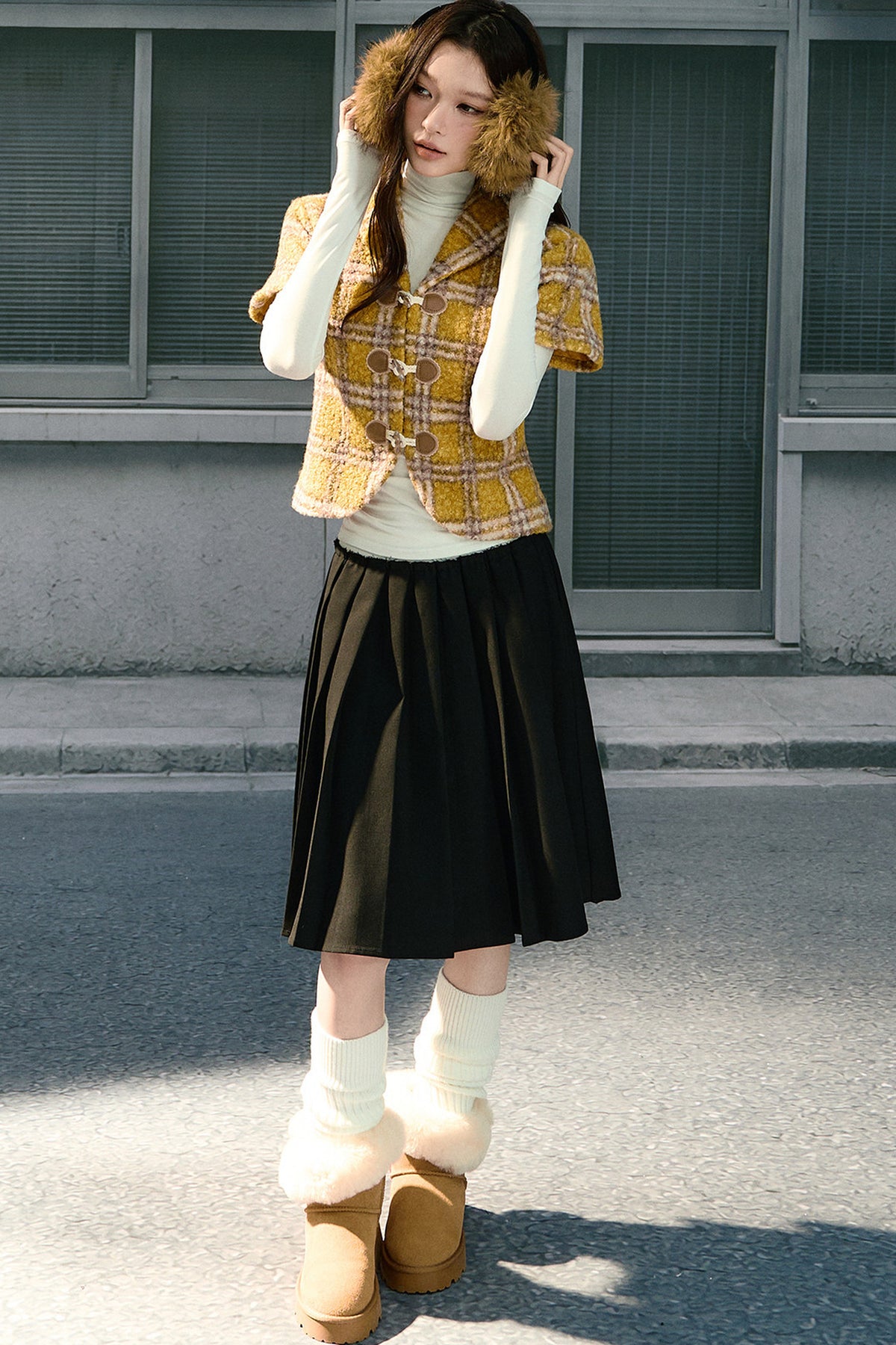 Retro Lapel Plaid Short-Sleeved Jacket