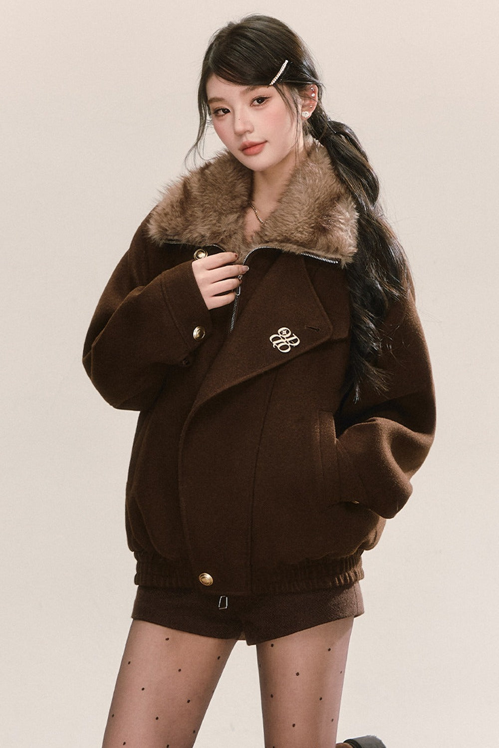 Maillard Fur Collar Woolen Jacket and Shorts Set-Up