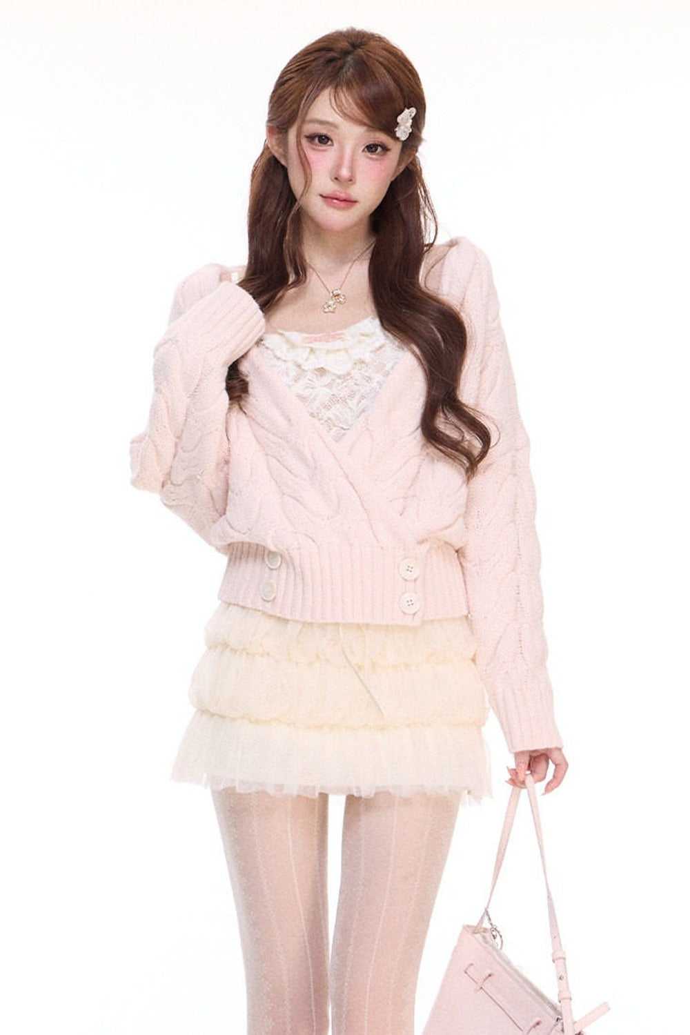 Lily's Diary: Chaqueta de punto trenzado con forro cepillado, camisola de encaje y falda de lana de malla