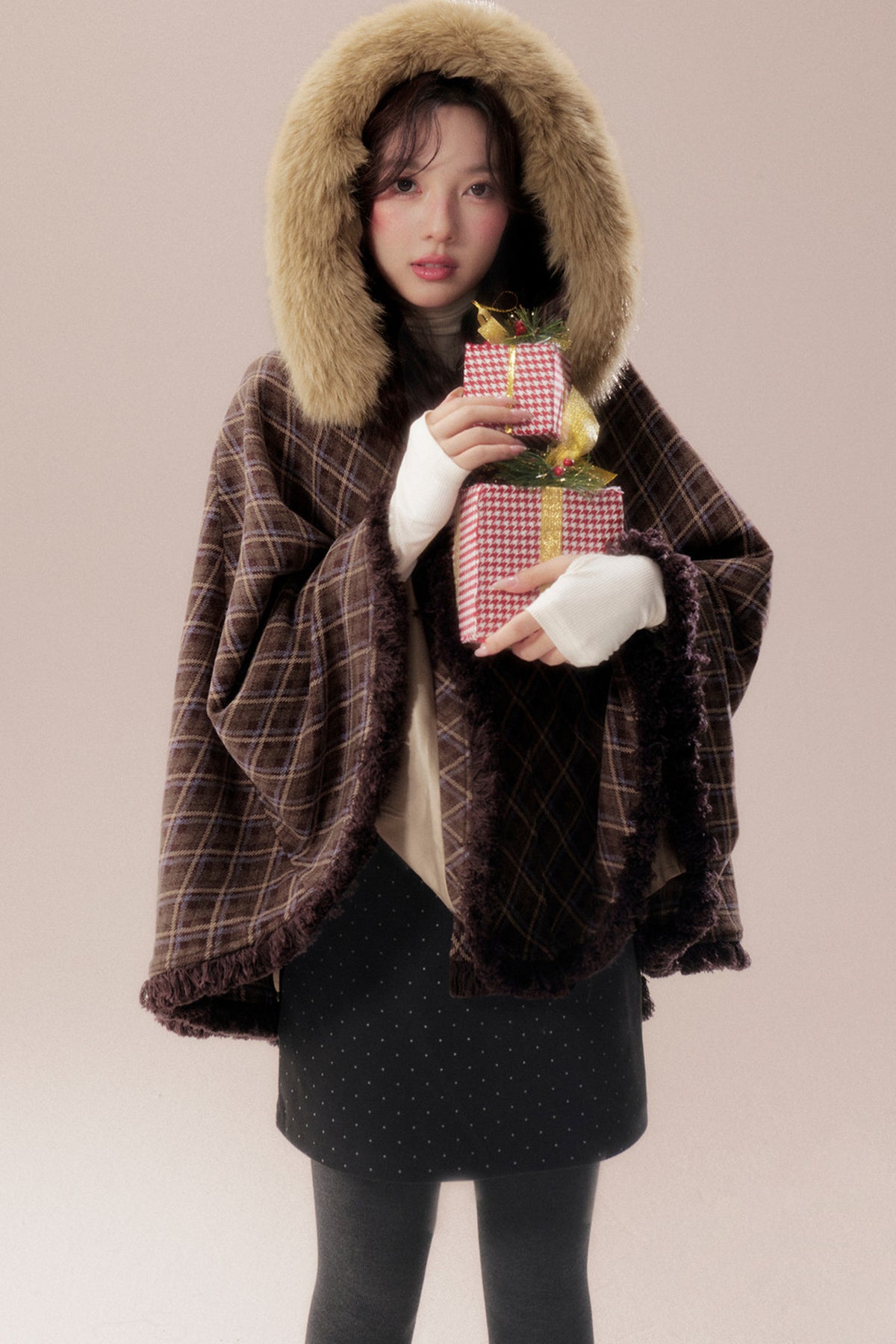 Plaid Fur Collar Hooded Shawl Cape