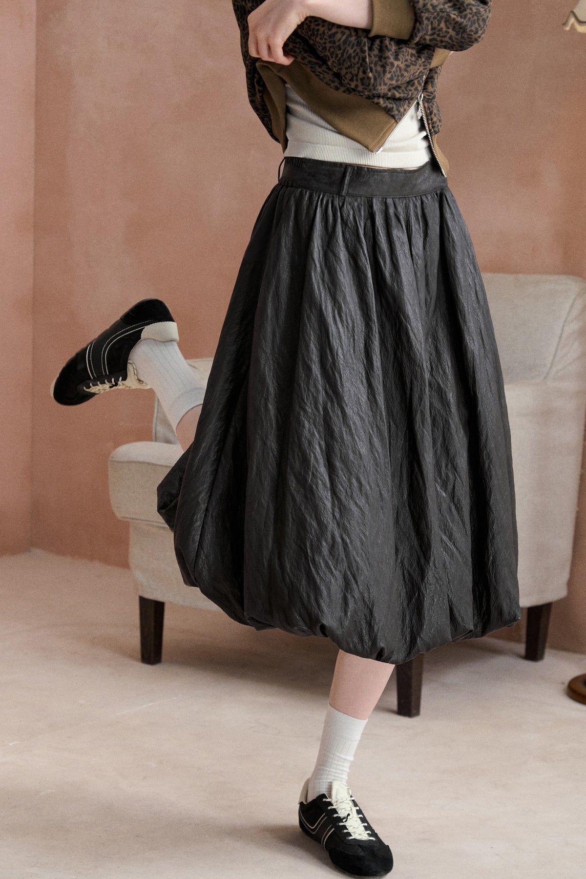 Textured Flower-Bud Mid-Length Skirt