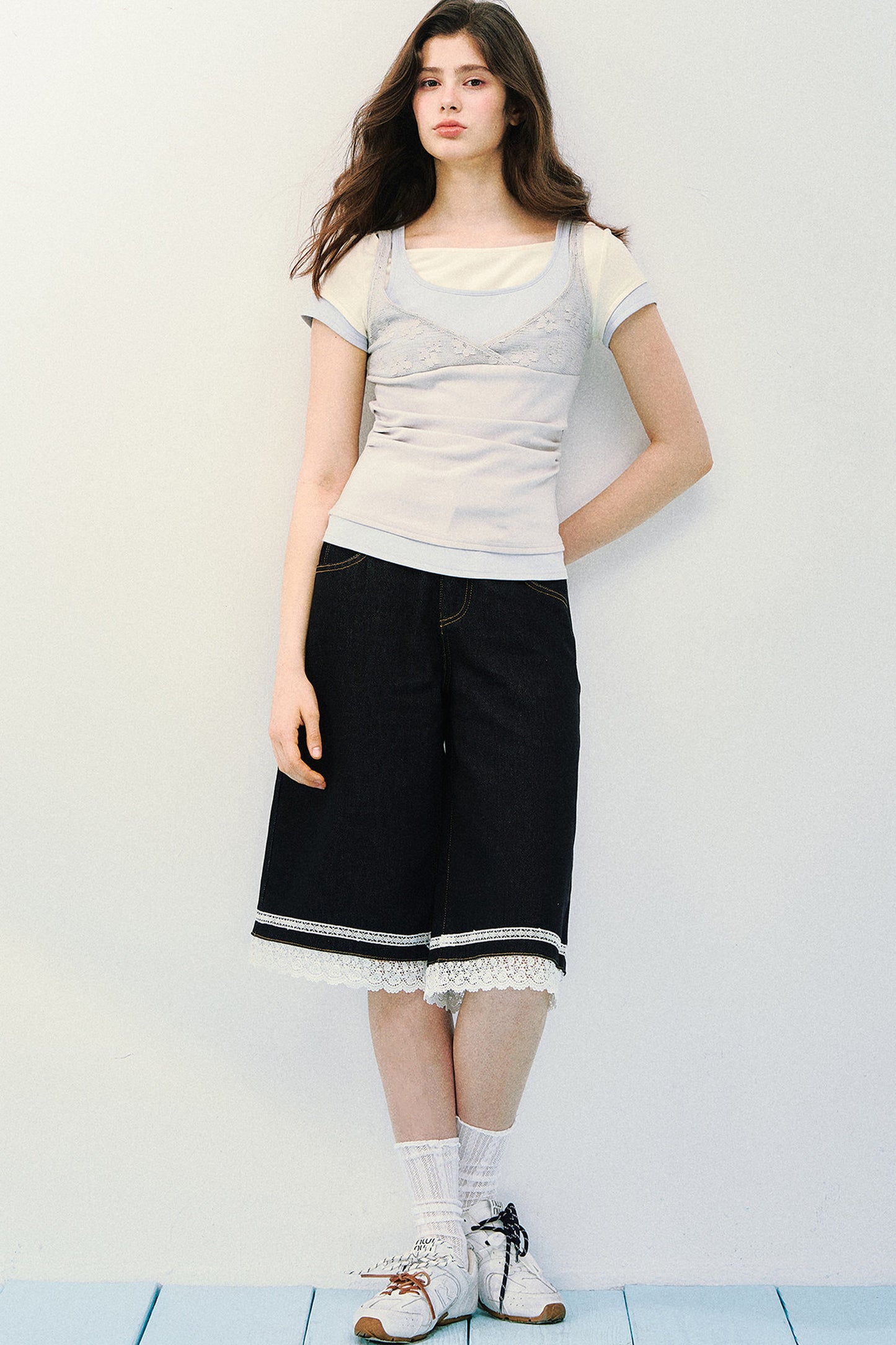Canotta a maglia con pizzo