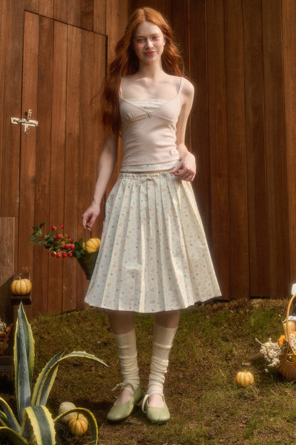 Hoodie and Pleated Skirt Set-Up