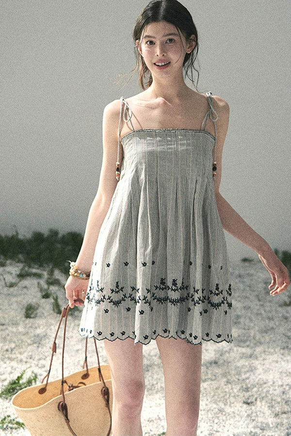 Double-Sided Wave Hem Dress