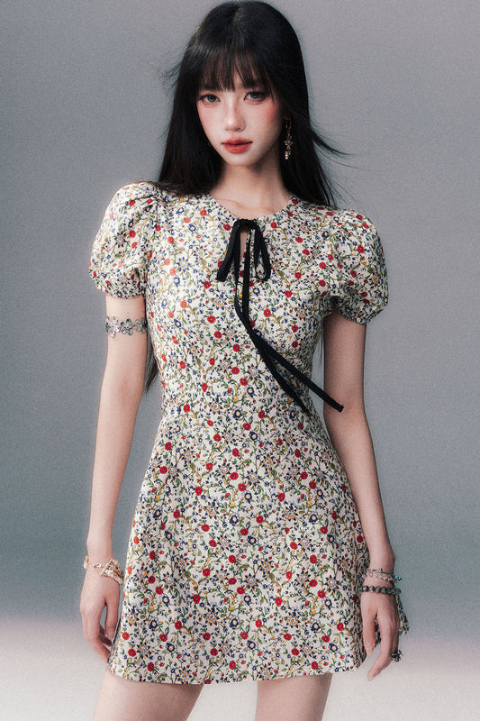 Vintage Floral Puff Sleeve Dress