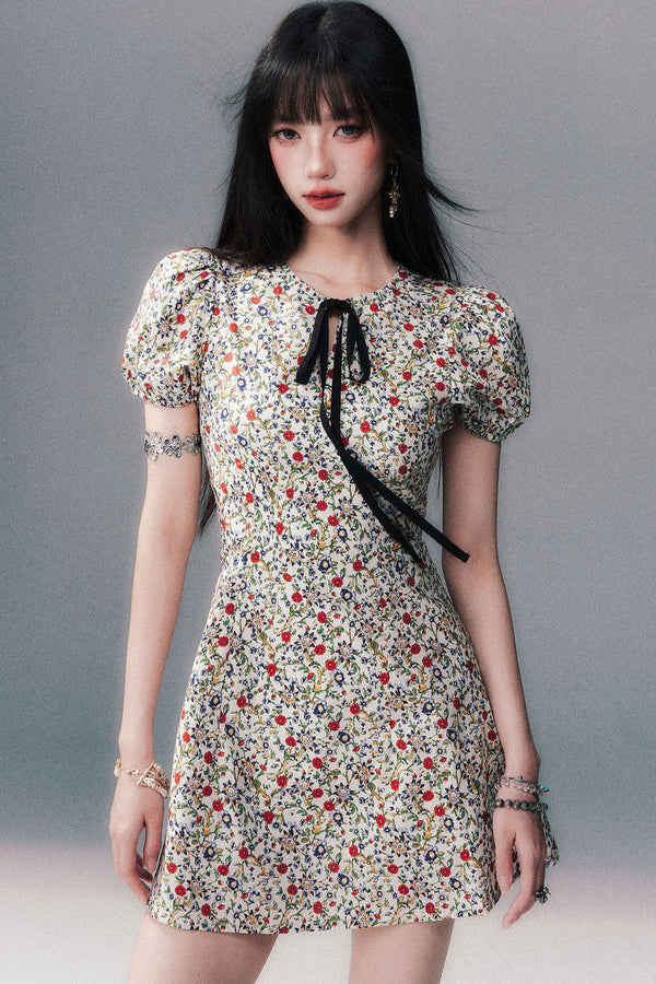Vintage Floral Puff Sleeve Dress