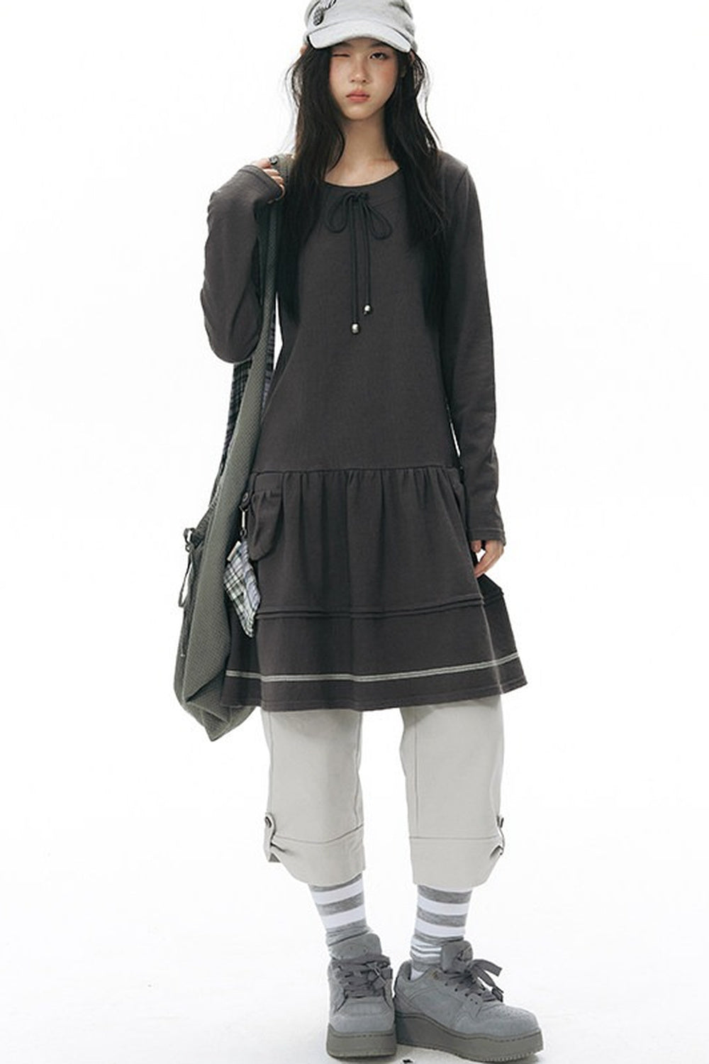 Long-Sleeved Knit Round Neck Tie Dress