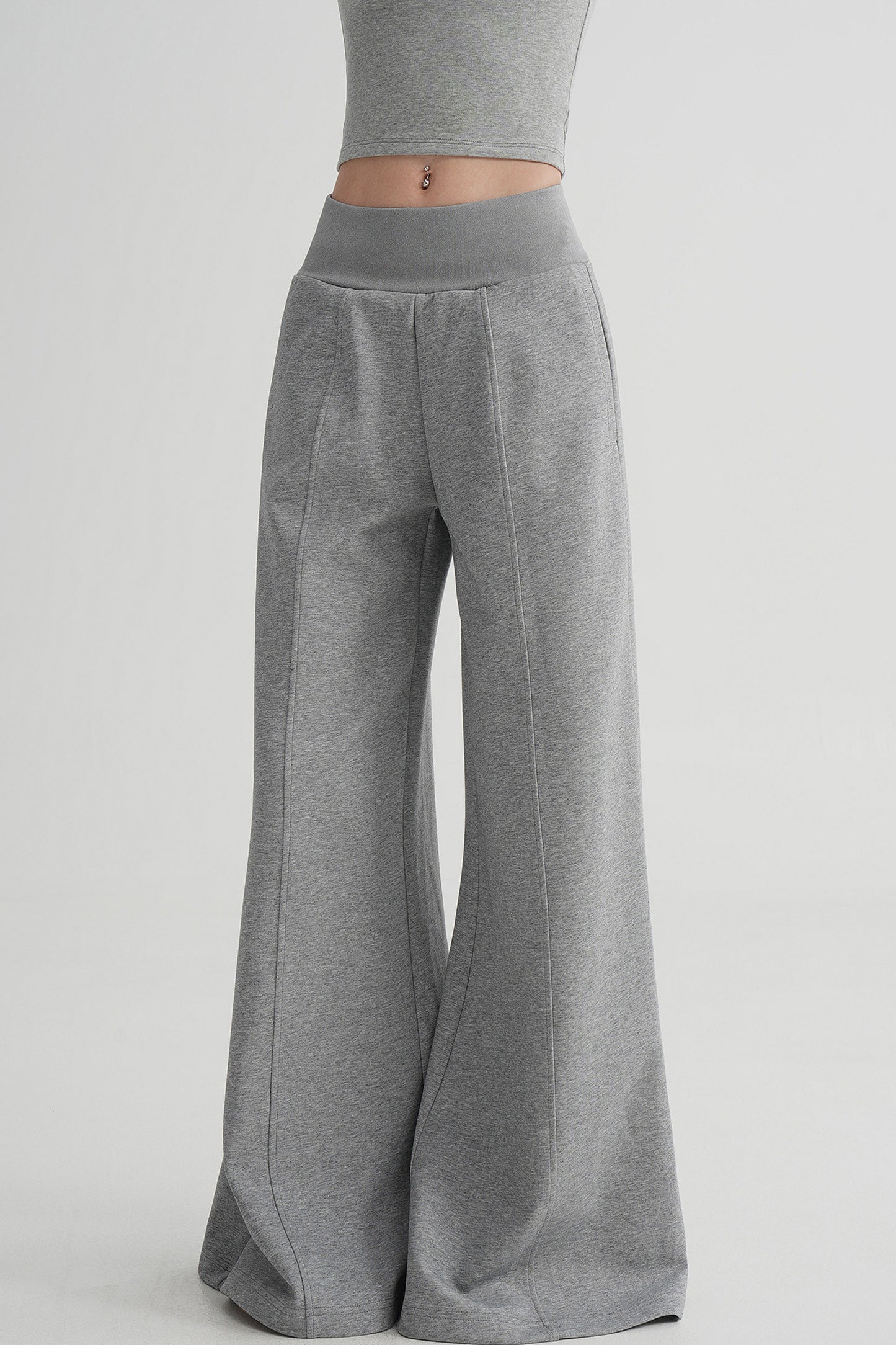 Pantaloni svasati eleganti a vita alta