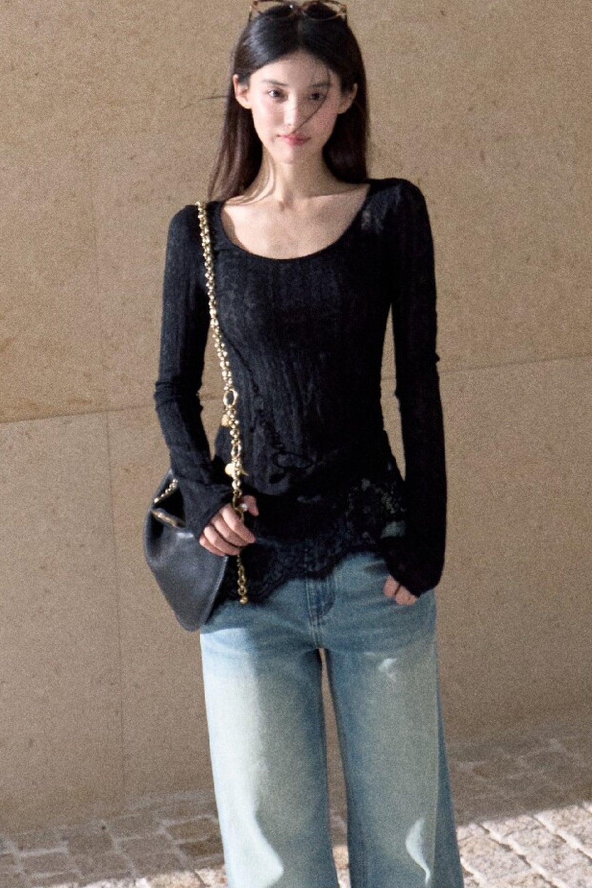 Jeans in denim lavato effetto vintage a gamba dritta