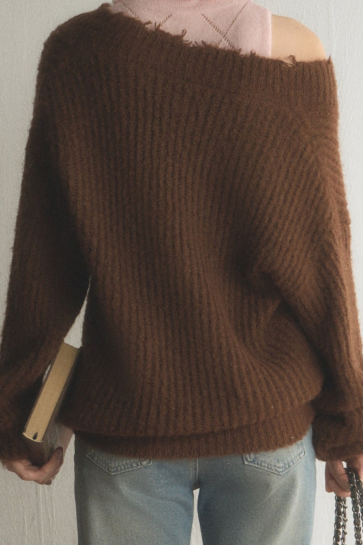 Off-Shoulder Knit Top With Vest and Pants Set-Up