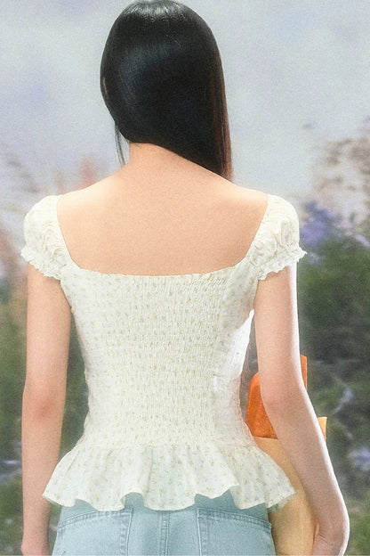 Completo con blusa floreale a scollo quadrato