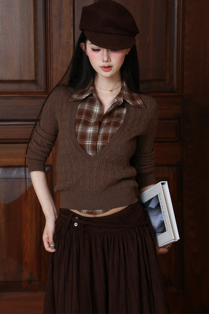 Short Knit Sweater With Sleeveless Shirt Set-Up