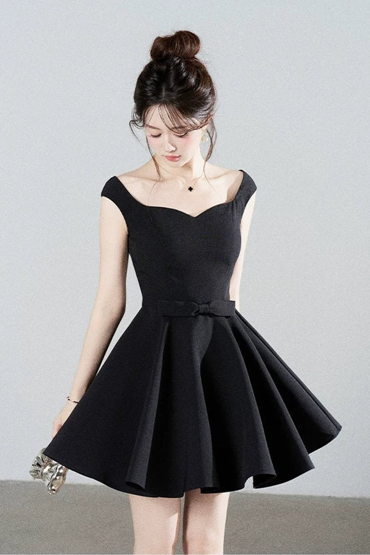 Black Square-Neck Puffy A-Line Dress