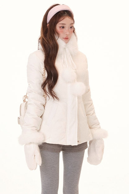 Jacke mit Fellkragen für verschneite Nächte