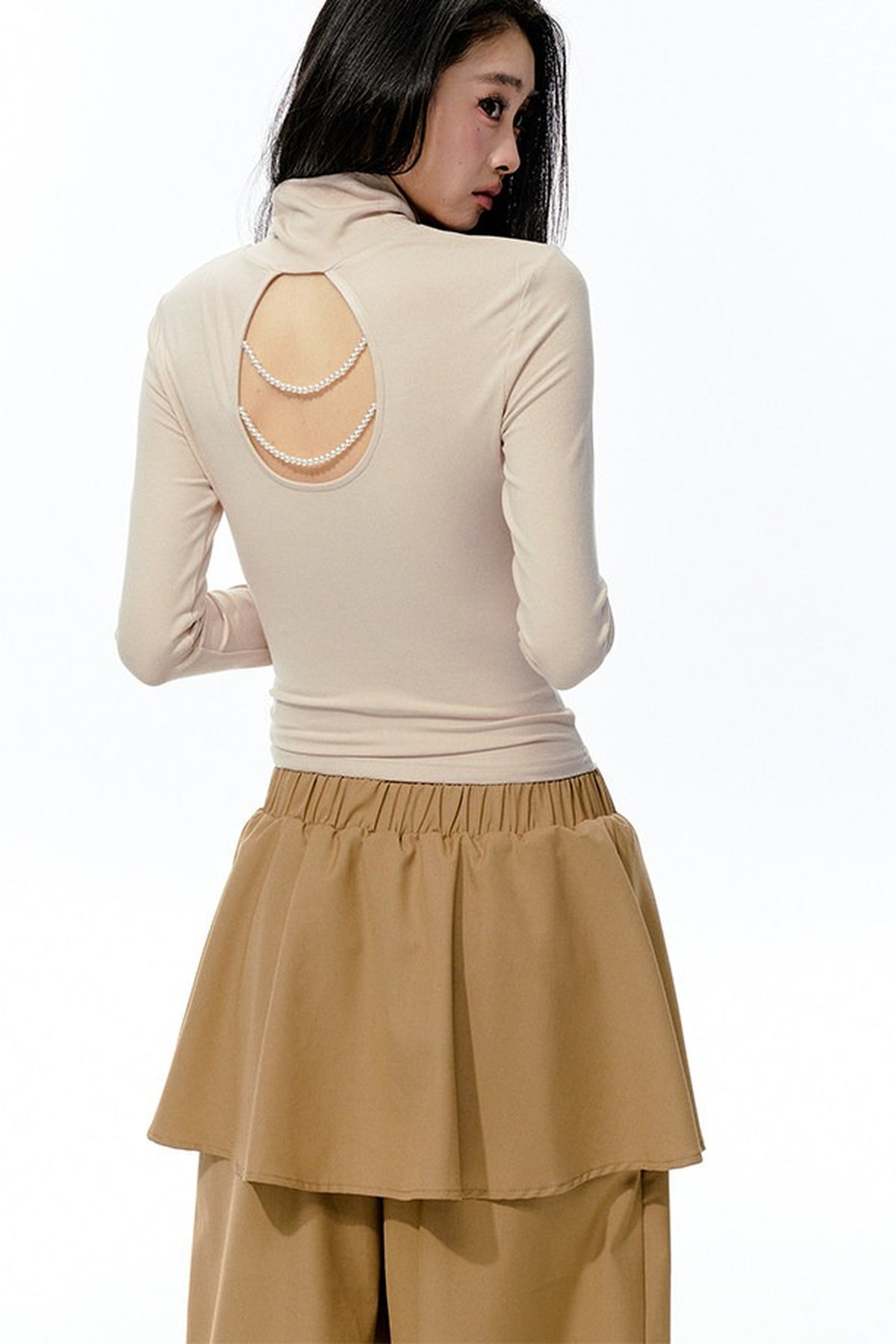 Large Hollow-Out Pearl Chain High-Neck Knit Top