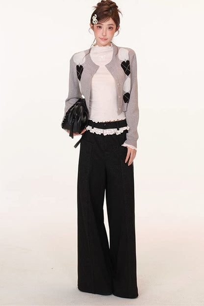 Heart Pattern Sweater Shorts Set With Embroidered Base Layer Top