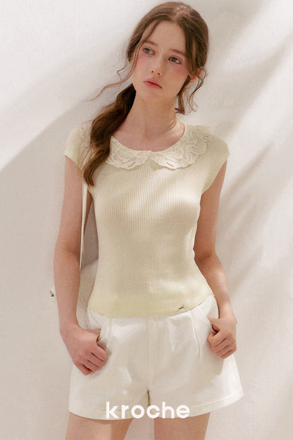 Maglia a maniche corte in 100% lyocell con colletto in pizzo
