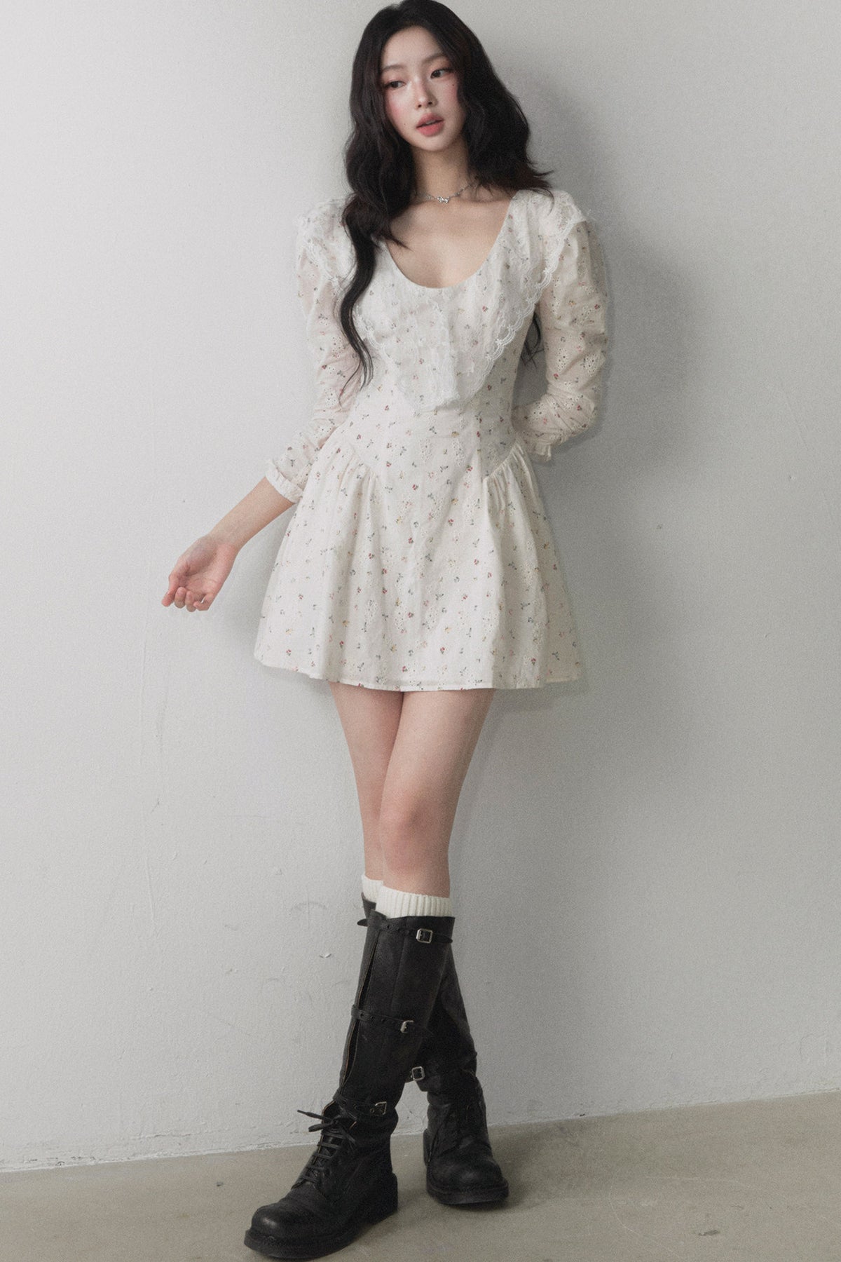Small Floral Mid-Sleeve Dress