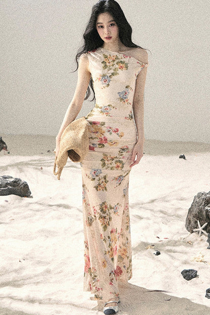 Sommerkleid aus Netzstoff mit Blumenmuster und Fischschwanz-Saum