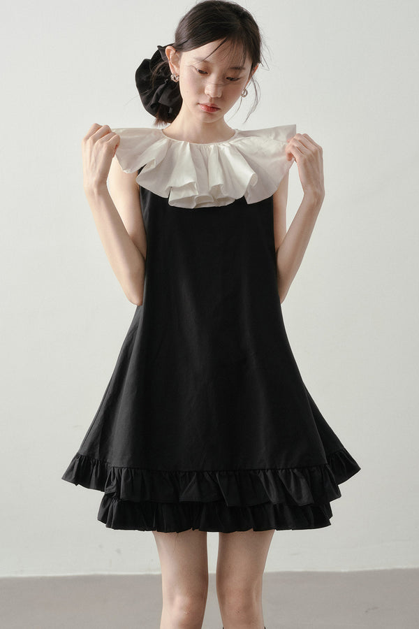 Black White Contrast Ruffle Collar Sleeveless Dress